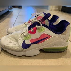 Nike Air Max Infinity 2AMD sneakers